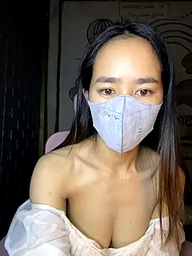 Snapshot of TiNa_04 chatting on 09/26/25, 03:05 TiNa 04 online show from 09/26/25, 03:05