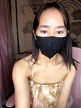 Snapshot of TiNa_04 chatting on 12/19/25, 11:56 TiNa 04 online show from 12/19/25, 11:56