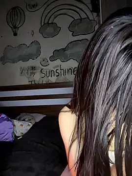 Snapshot of TiNa_04 chatting on 01/13/26, 01:00 TiNa 04 online show from 01/13/26, 01:00