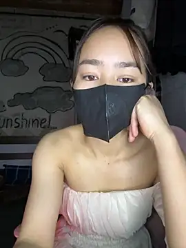 Snapshot of TiNa_04 chatting on 01/16/26, 12:47 TiNa 04 online show from 01/16/26, 12:47