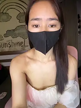 Snapshot of TiNa_04 chatting on 01/18/26, 12:25 TiNa 04 online show from 01/18/26, 12:25