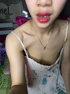 Snapshot of TiNa_04 chatting on 02/22/26, 11:36 TiNa 04 online show from 02/22/26, 11:36