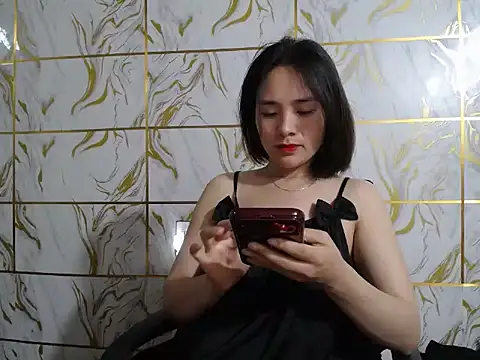 Lyzizi lovely09 online show from 05/17/26, 07:50