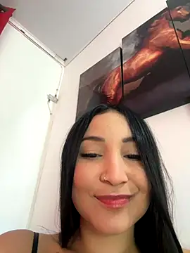 Snapshot of ReinaChloe chatting on 09/21/25, 03:02 ReinaChloe online show from 09/21/25, 03:02