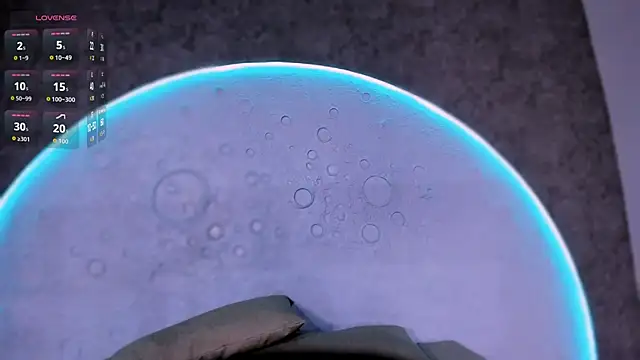 ReinaChloe online show from 11/15/25, 04:03