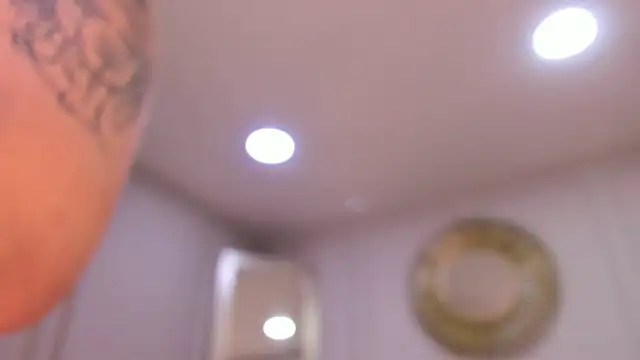 CharlotteBrownn  online show from 01/07/26, 04:37