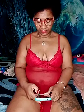 Snapshot of analgetica chatting on 11/23/25, 11:10 analgetica online show from 11/23/25, 11:10