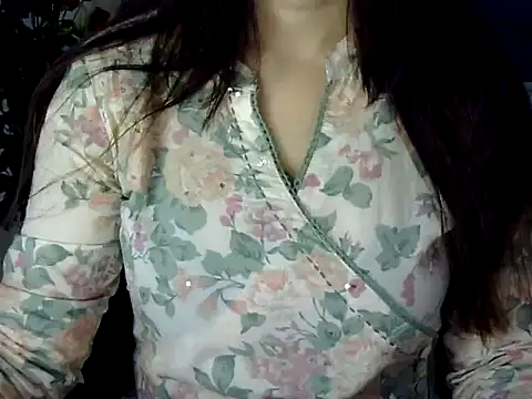 Rumi cute online show from 03/01/26, 03:36