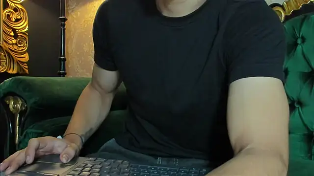 AlessandroKiing online show from 07/09/26, 10:25