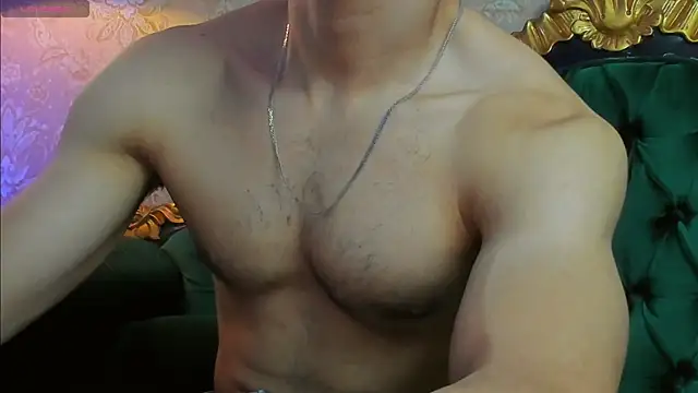 AlessandroKiing online show from 07/23/26, 01:58