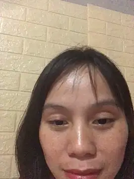 Snapshot of QuingLin chatting on 09/18/25, 05:48 QuingLin online show from 09/18/25, 05:48