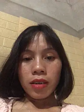 Snapshot of QuingLin chatting on 09/21/25, 04:52 QuingLin online show from 09/21/25, 04:52