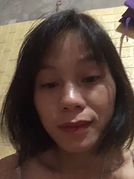 Snapshot of QuingLin chatting on 10/01/25, 03:18 QuingLin online show from 10/01/25, 03:18