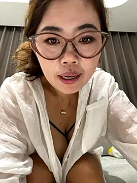 feifei 521 online show from 09/18/25, 01:46
