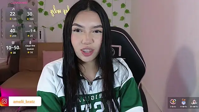 Snapshot of Ameliiaa_tay chatting on 09/18/25, 11:34 Ameliiaa tay online show from 09/18/25, 11:34