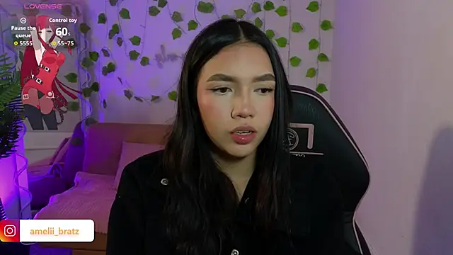 Snapshot of Ameliiaa_tay chatting on 09/23/25, 11:35 Ameliiaa tay online show from 09/23/25, 11:35