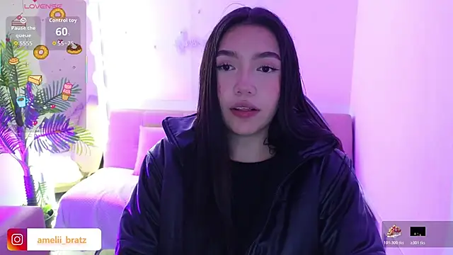 Snapshot of Ameliiaa_tay chatting on 11/08/25, 11:32 Ameliiaa tay online show from 11/08/25, 11:32