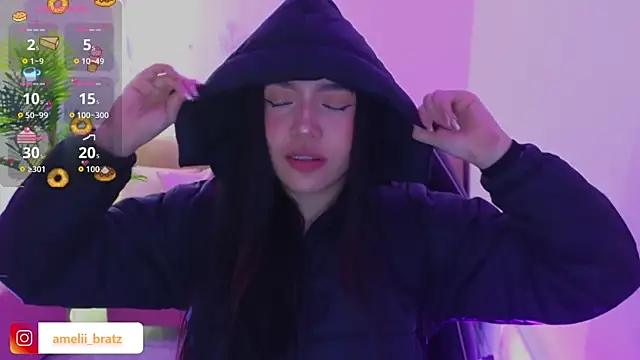 Snapshot of Ameliiaa_tay chatting on 11/29/25, 11:35 Ameliiaa tay online show from 11/29/25, 11:35