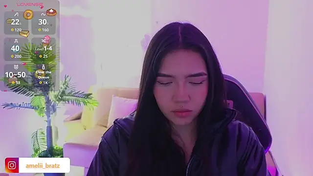 Snapshot of Ameliiaa_tay chatting on 12/03/25, 11:30 Ameliiaa tay online show from 12/03/25, 11:30