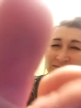 Funny Karina online show from 11/13/25, 08:41