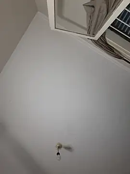 Snapshot of missapril0101 chatting on 01/18/26, 05:00 missapril0101 online show from 01/18/26, 05:00