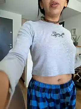 missapril0101 online show from 04/22/26, 05:25