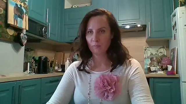 Snapshot of ALICAINWONDERLAND chatting on 11/16/25, 04:45 ALICAINWONDERLAND online show from 11/16/25, 04:45