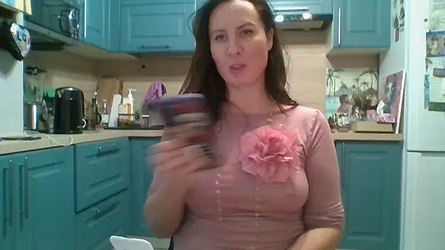 ALICAINWONDERLAND online show from 12/19/25, 06:04