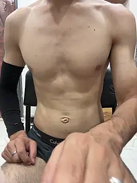 coupleyug online show from 04/18/26, 07:58