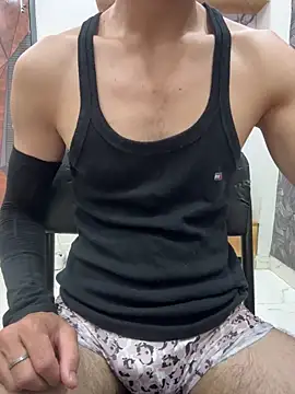 coupleyug online show from 06/11/26, 10:35