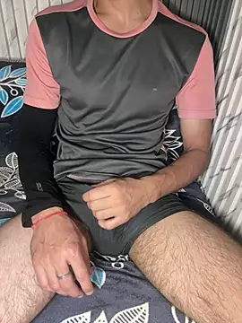 coupleyug online show from 07/28/26, 02:24