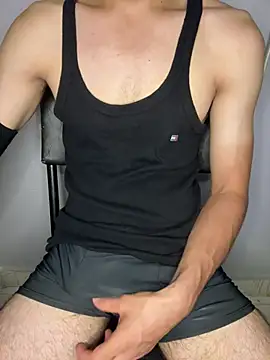 coupleyug online show from 08/04/26, 10:51