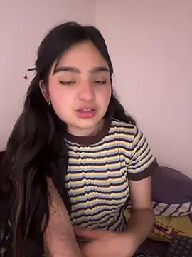 Snapshot of Clementyne30 chatting on 09/19/25, 11:38 Clementyne30 online show from 09/19/25, 11:38