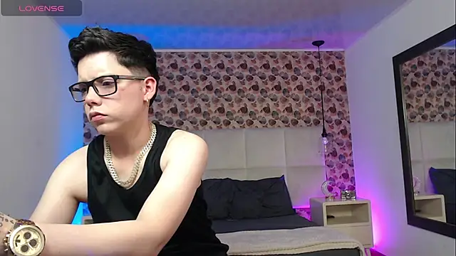 SpencerMontgomery online show from 09/26/25, 07:51