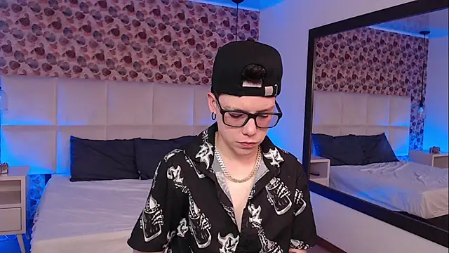 SpencerMontgomery online show from 10/19/25, 04:29