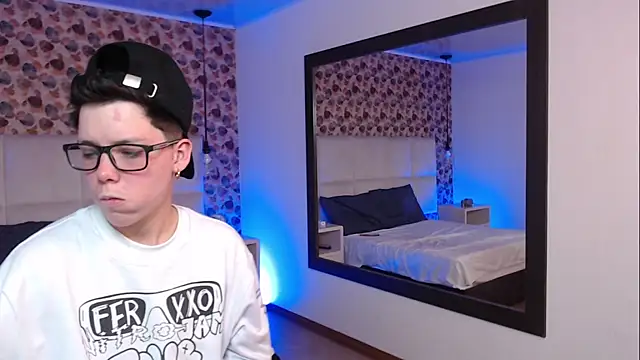 SpencerMontgomery online show from 10/22/25, 07:46