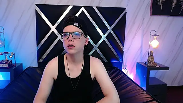 SpencerMontgomery online show from 12/04/25, 07:55