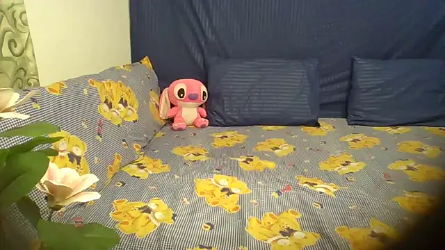 Snapshot of LustInLips chatting on 01/13/26, 04:40 LustInLips online show from 01/13/26, 04:40