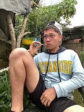 elfernh online show from 02/15/26, 10:17