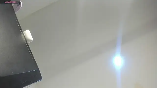 Snapshot of katitahotcam_ass chatting on 11/03/25, 11:37 katitahotcam ass online show from 11/03/25, 11:37