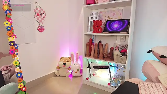 justonecute online show from 03/07/26, 02:30