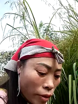 CoMay003 online show from 12/17/25, 05:35