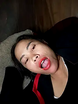 CoMay003 online show from 12/17/25, 09:32