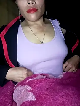 CoMay003 online show from 12/21/25, 01:29