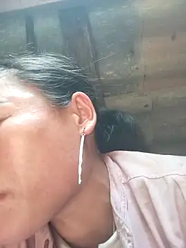 CoMay003 online show from 04/08/26, 03:28