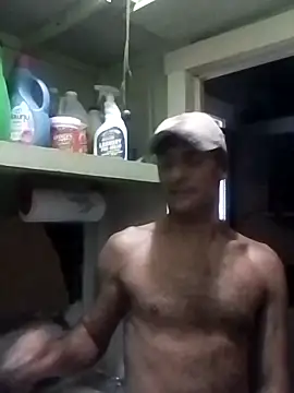 Snapshot of dicinyou80 chatting on 09/24/25, 05:05 dicinyou80 online show from 09/24/25, 05:05