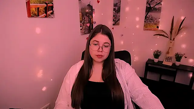 Snapshot of _Lovely_Mary chatting on 09/18/25, 07:10  Lovely Mary online show from 09/18/25, 07:10