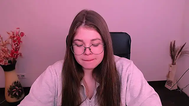 Snapshot of _Lovely_Mary chatting on 10/16/25, 06:36  Lovely Mary online show from 10/16/25, 06:36