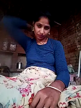 Snapshot of MISS-KAYA chatting on 10/28/25, 10:30 MISS-KAYA online show from 10/28/25, 10:30