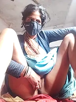 Snapshot of MISS-KAYA chatting on 11/23/25, 06:30 MISS-KAYA online show from 11/23/25, 06:30